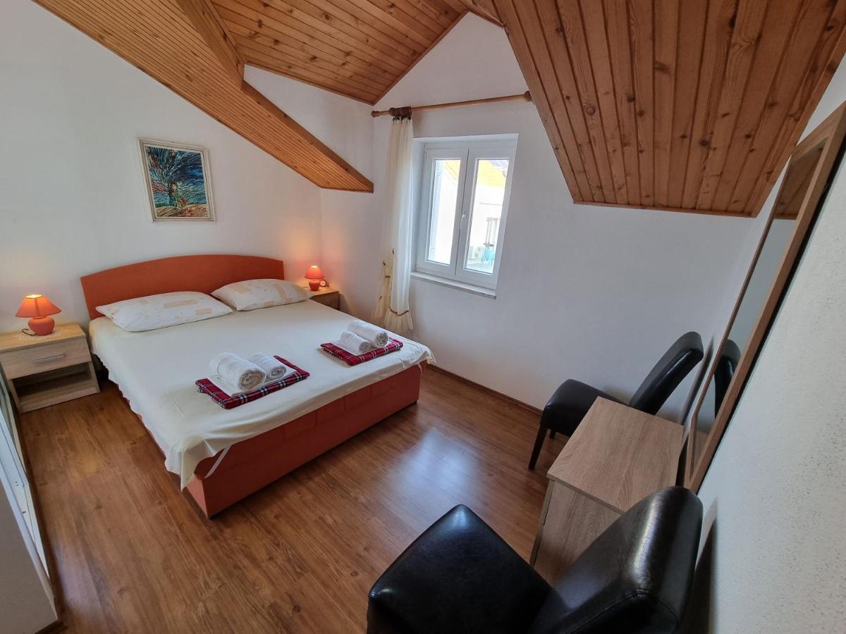Apartments Banic 포스티라 외부 사진