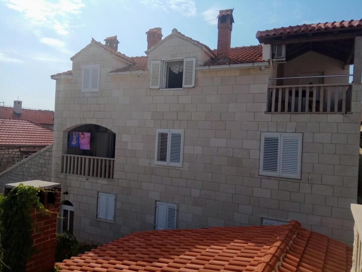 Apartments Banic 포스티라 외부 사진
