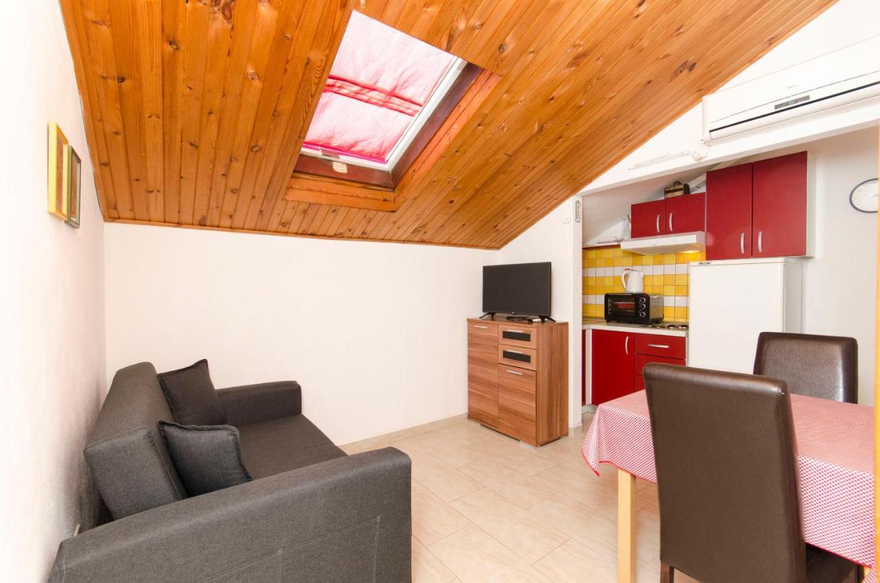 Apartments Banic 포스티라 외부 사진