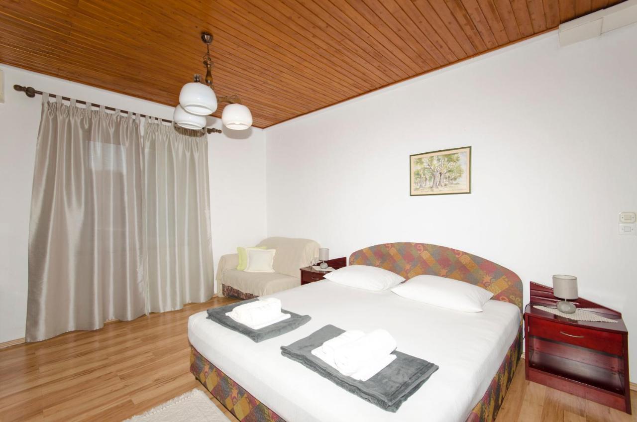 Apartments Banic 포스티라 외부 사진