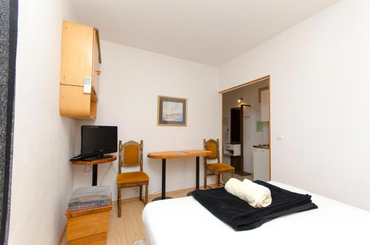 Apartments Banic 포스티라 외부 사진